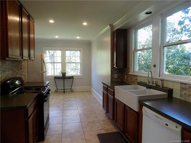 Large kitchen that opens to breakfast area with ac