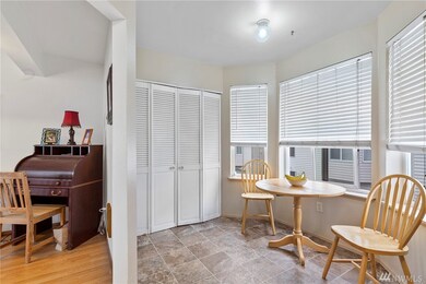 10 E Casino Rd unit D15, Everett, WA 98208 - photo 6