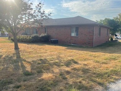 408 Ojer St, Meredosia, IL 62665 - photo 6