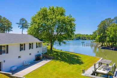 174 Carters Cove Dr, Weems, VA 22576 - photo 4