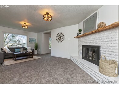 2206 Charman St, West Linn, OR 97068 - photo 7