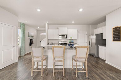 Elston model The Islands 2081 Saltwater