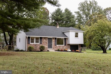 139 W Sandy Ridge Rd, Doylestown, PA 18901 - photo 7