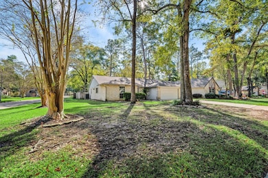 3738 Clear Falls Dr, Kingwood, TX 77339 - photo 4