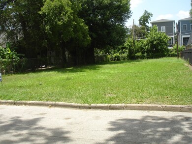 327 N Aurora St, Houston, TX 77008 - photo 4
