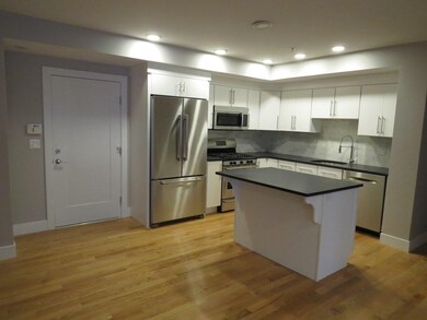 157 Hancock St unit 4, Quincy, MA 02171 - photo 2