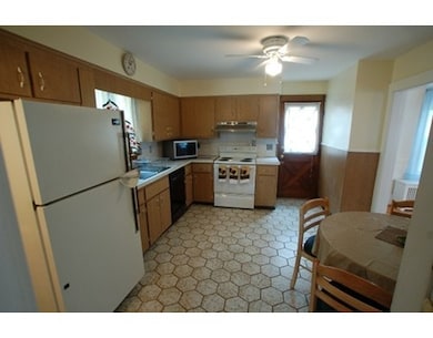 11 Westover St, Everett, MA 02149 - photo 5
