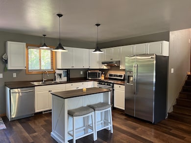 4040 Lindstrom Ln, Stevens Point, WI 54482 - photo 6