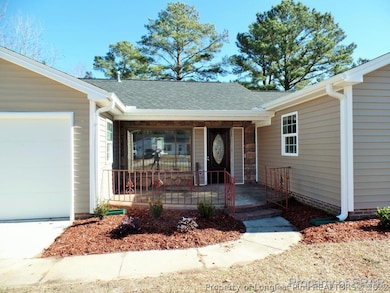 613 Rock Spring Rd, Fayetteville, NC 28314 - photo 2