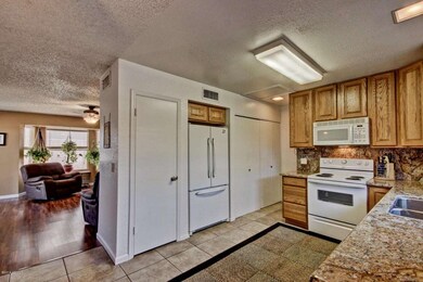 kitchen1