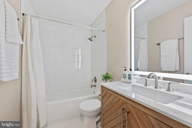 1102 Castle Harbour Way unit 3D, Glen Burnie, MD 21060 - photo 7