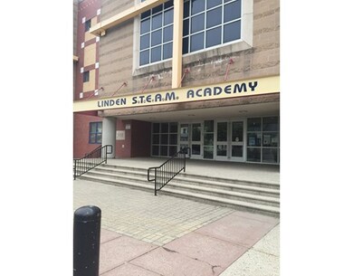 1093 Salem St unit 1, Malden, MA 02148 - photo 5