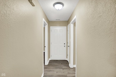 2855 Fieldstone Ct, Franklin, IN 46131 - photo 4