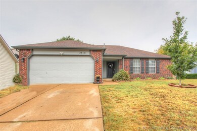 2810 W 64th St, Tulsa, OK 74132 - photo 3