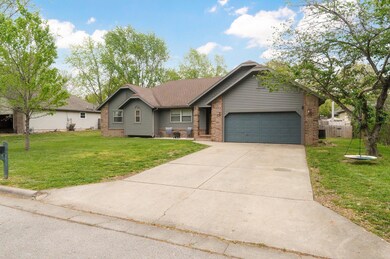 906 Brooke Ct, Nixa, MO 65714 - photo 4