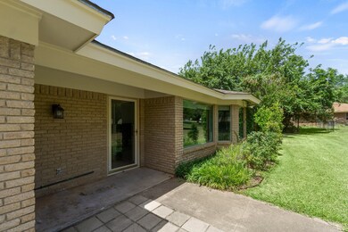 1616 E Bankhead Dr, Weatherford, TX 76086 - photo 5