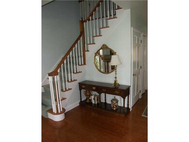 Entry/Foyer.