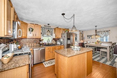 68 Llewellyn St, Lowell, MA 01850 - photo 2