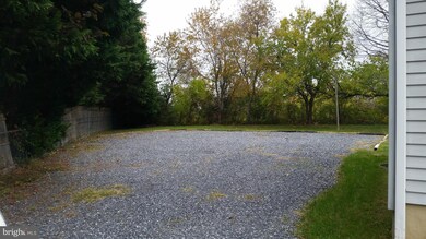 8411 Glascock Ct, Marshall, VA 20115 - photo 4