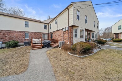 317 Grove St unit 16, West Roxbury, MA 02132 - photo 3
