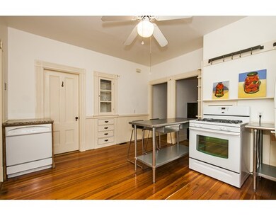 18 Central St unit 18, Somerville, MA 02143 - photo 3