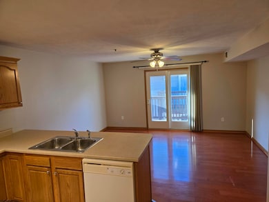 134 Creekside Dr, Morgantown, WV 26508 - photo 2