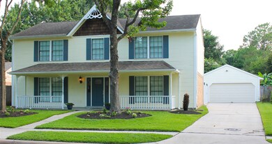 15807 Maple Manor Dr, Houston, TX 77095 - photo 2