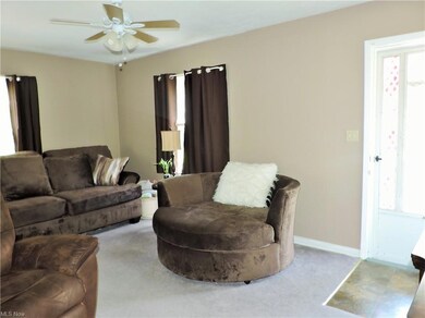 5135 E Lake Rd, Sheffield Lake, OH 44054 - photo 6