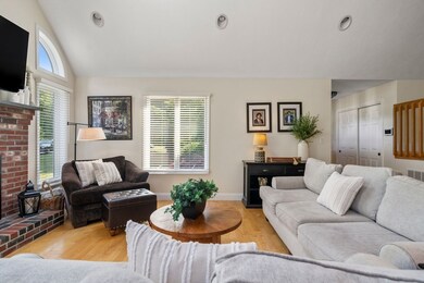 24 Ouimet Ln, Plymouth, MA 02360 - photo 6