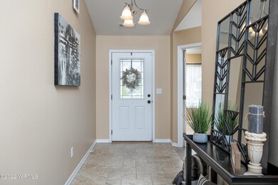 7406Fremont_05