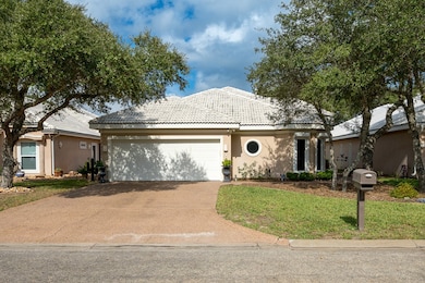 7 Saint Andrews Place, Rockport, TX 78382 - photo 2