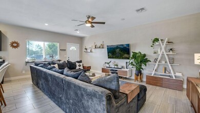 2017 N 22nd St, Phoenix, AZ 85006 - photo 2