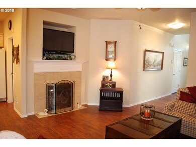 1709 SW Wright Place, Troutdale, OR 97060 - photo 5