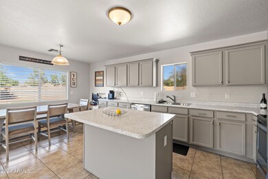 12_2401 s 83rd dr-19