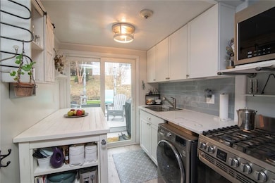 88 Old Post Rd unit F, Westerly, RI 02891 - photo 2