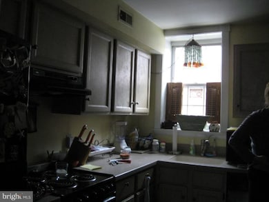 18 W West St, Baltimore, MD 21230 - photo 2