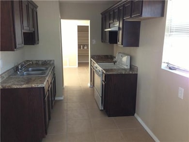 7954 San Paulo Dr, El Paso, TX 79915 - photo 2