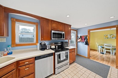 55 Clapp St, Abington, MA 02351 - photo 5