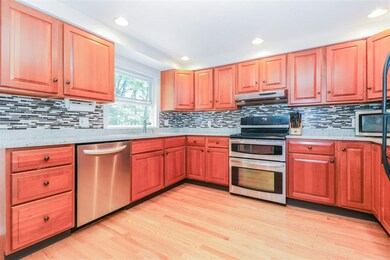 890 Banfield Rd, Portsmouth, NH 03801 - photo 6