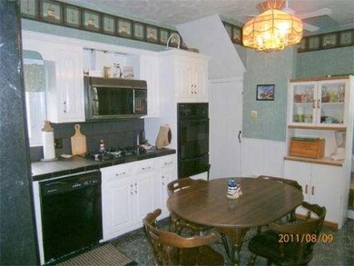 255 Market St, Rockland, MA 02370 - photo 4