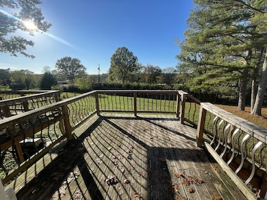 2206 Country Club Ln unit B, Columbia, TN 38401 - photo 2