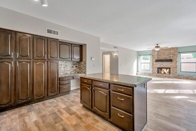 9680 S Dromedary Dr, Tempe, AZ 85284 - photo 4