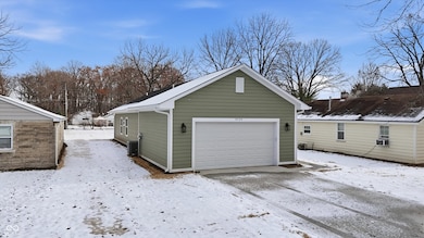 3129 Elizabeth St, Indianapolis, IN 46234 - photo 2