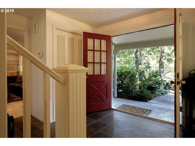 Entrance/Foyer