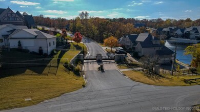 12110 S 14th Ct, Jenks, OK 74037 - photo 3