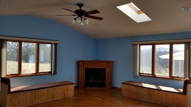 143 East St, Potosi, WI 53820 - photo 2