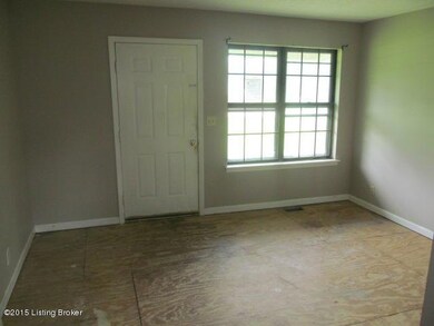 370 Harrison Cir, Mount Washington, KY 40047 - photo 2