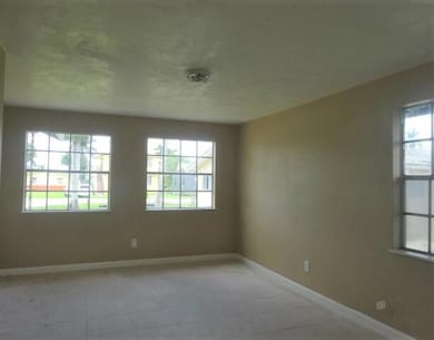 216 SW Avenue D, Belle Glade, FL 33430 - photo 4