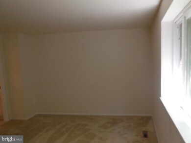 10617 High Beam Ct, Columbia, MD 21044 - photo 4