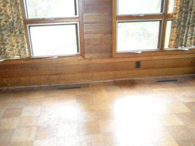 975 Williams Rd, Carpentersville, IL 60110 - photo 7